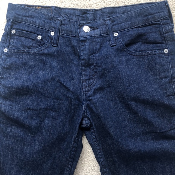 Classic Levi’s 511 Men’s Denim Cut-Off Shorts - Picture 2 of 10